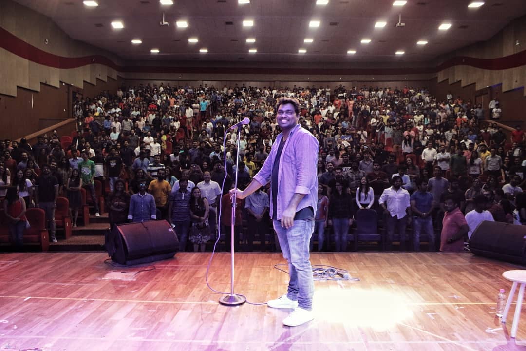 The Comedy Factory,  sakhtlaunda, sakhti, bhai, warrior, standupcomedy, comediansofinstagram, showsinahmedabad, shows, events, fun, rofl, comedyshow, comedy, comedians, setup, beautiful, lights, sound, soldout, awesome, laughterriot