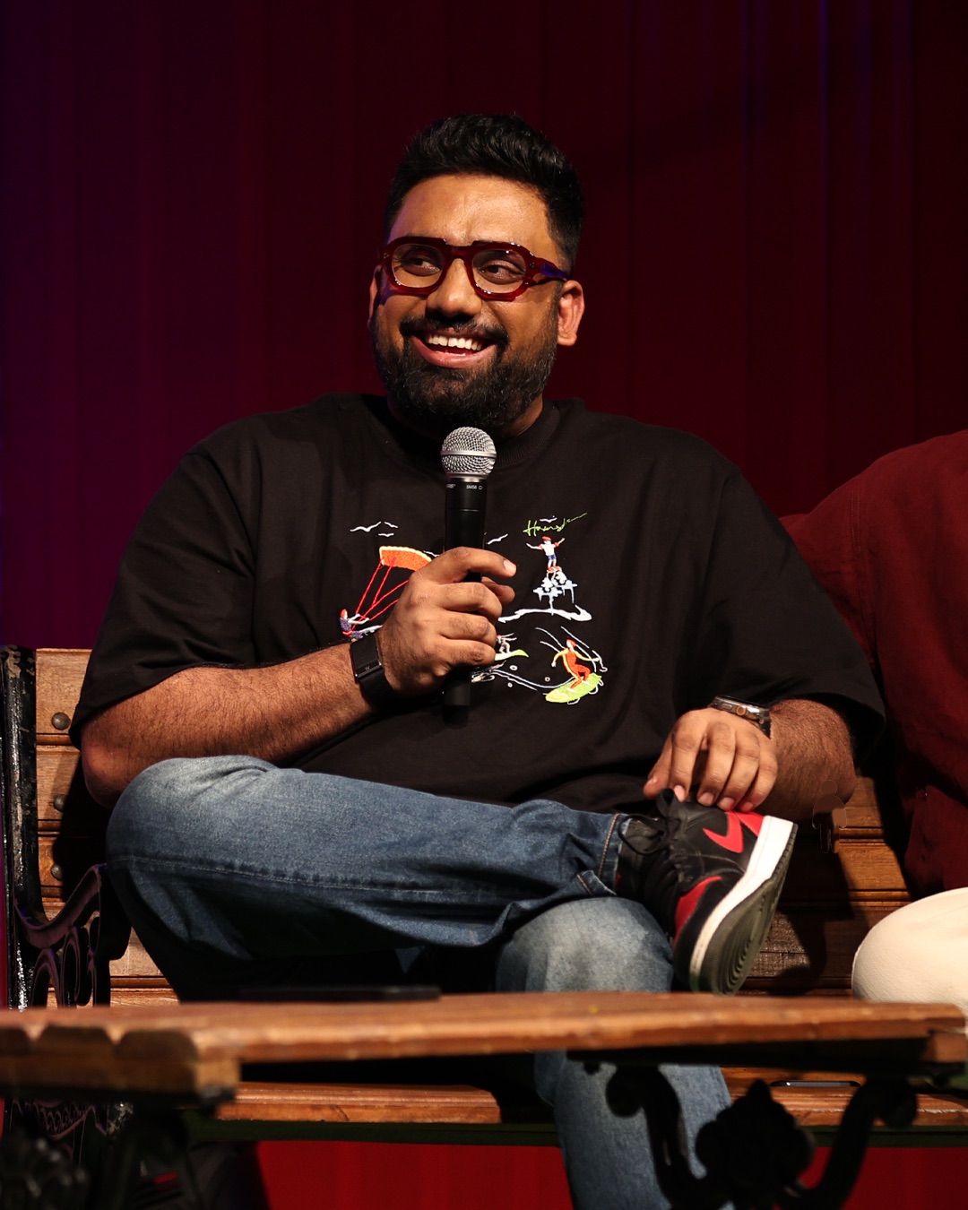 The Comedy Factory,  thecomedyfactory, mechachameleon, momentmarketing, ᴛʀᴇɴᴅɪɴɢᴘᴏsᴛ, findme