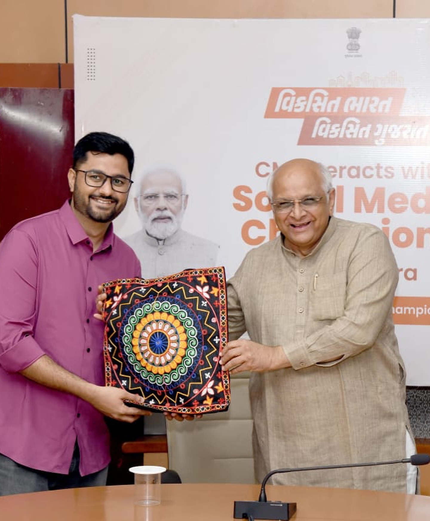 The Comedy Factory,  Lavari, thecomedyfactory, cmogujarat, bhupendrapatel, socialmediachampions, vadodara, barodian