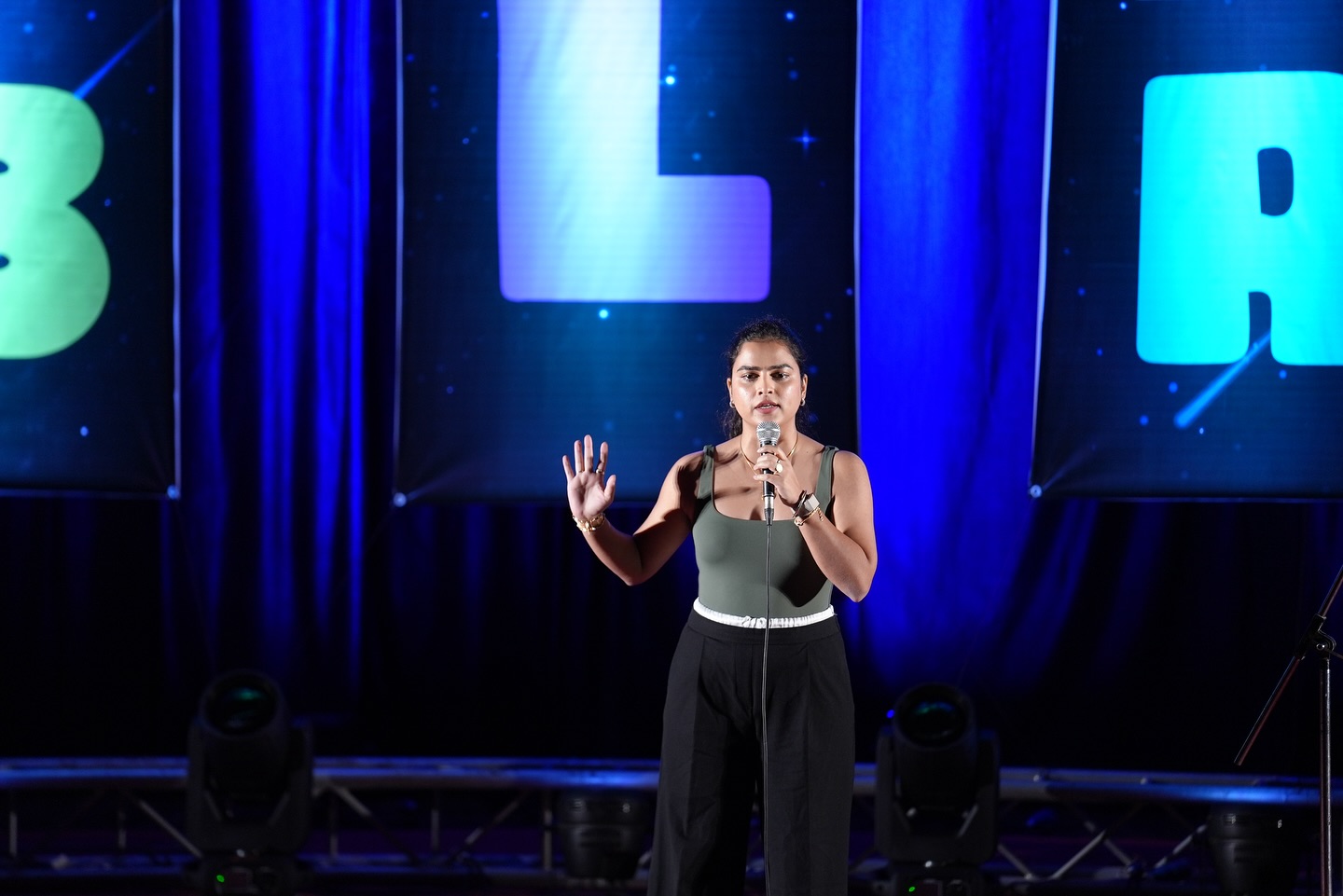 The Comedy Factory,  TCF13Hai, TCFAllStar, manandesai, ombhatt, piyushsharma, biswakalyanrath, deepvaidya, aanchalagrawal, maheepsing, raunaqrajani, abhishekupmanyu, vinaysharma, amitkhuva, harshilpandya