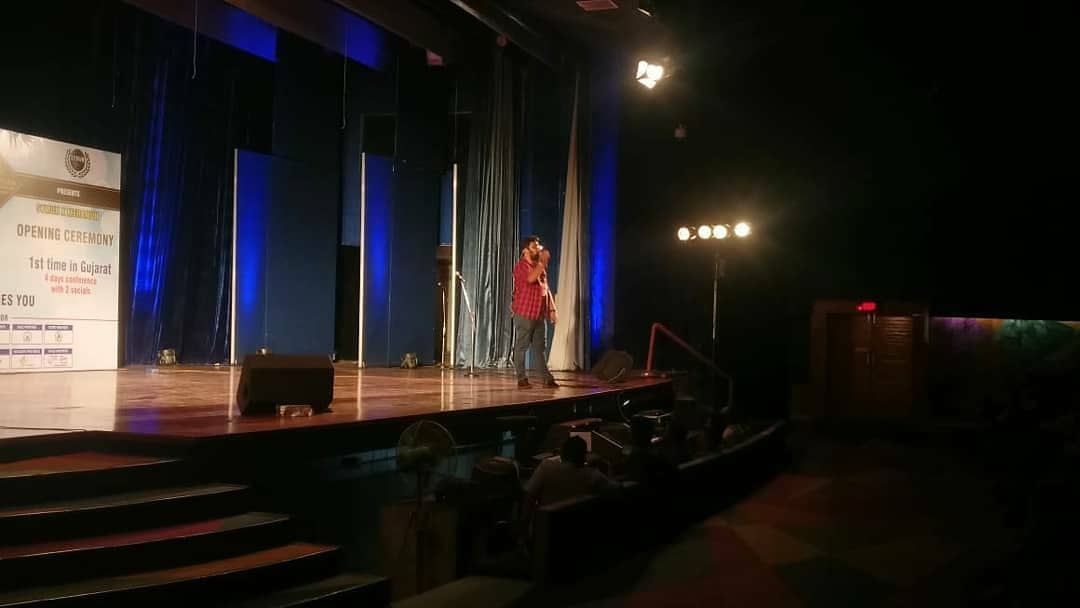 The Comedy Factory,  standupcomedy, improvcomedy, musicalcomedy, comedyshow, gujjucomedy, comediansofinstagram, surat, tcfindia, thecomedyfactory, gujarati